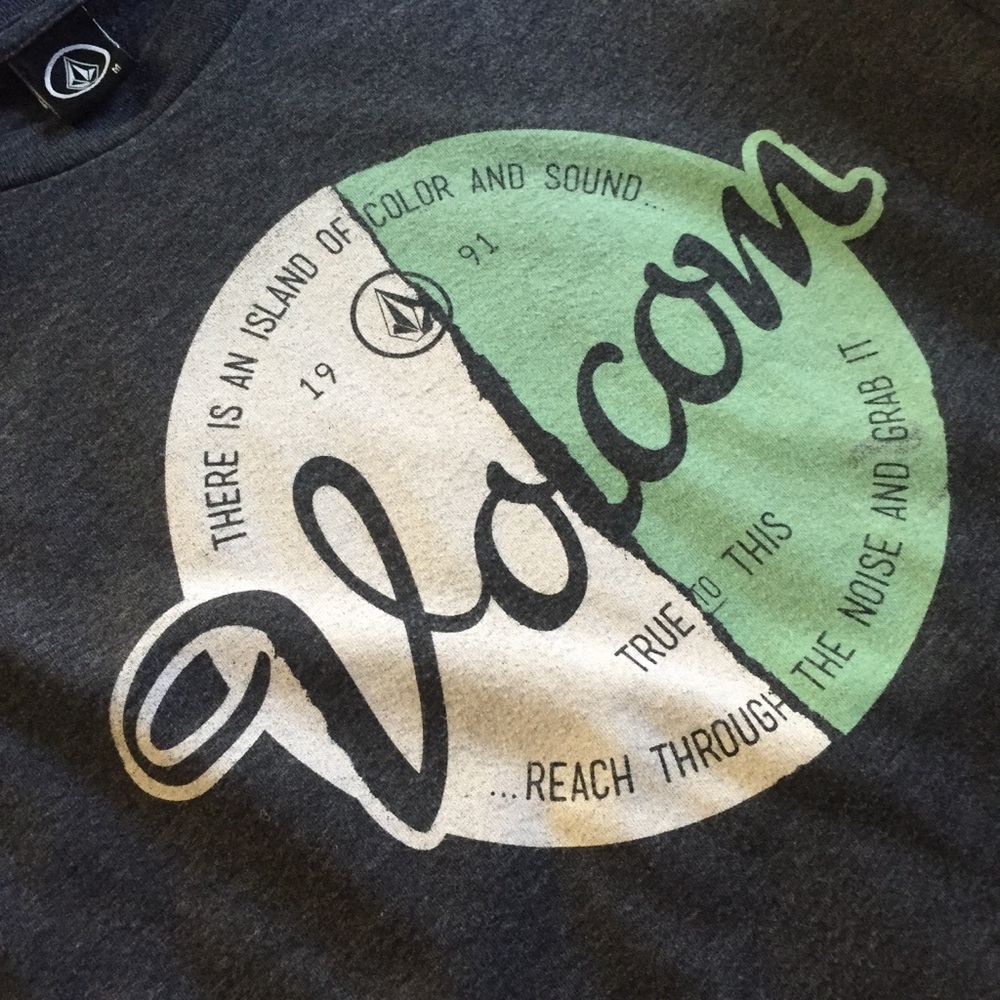 Men's  Volcom tee green white and Heather grey